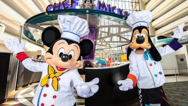 chef-mickey-characters-close-16x9.jpg