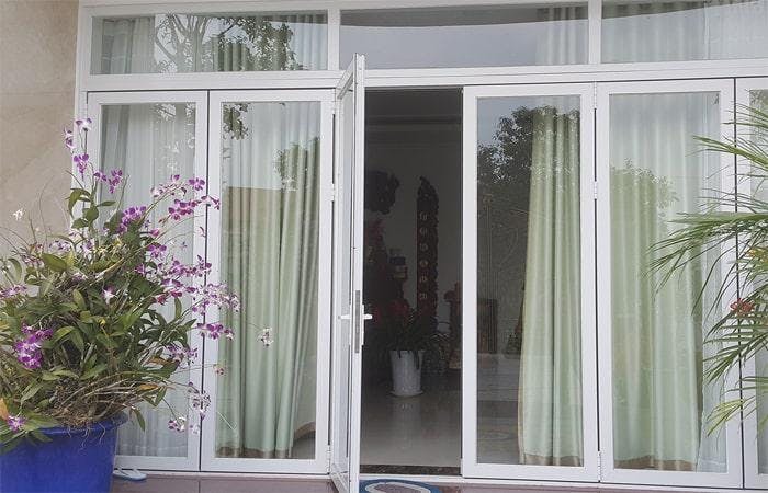 Khung cửa