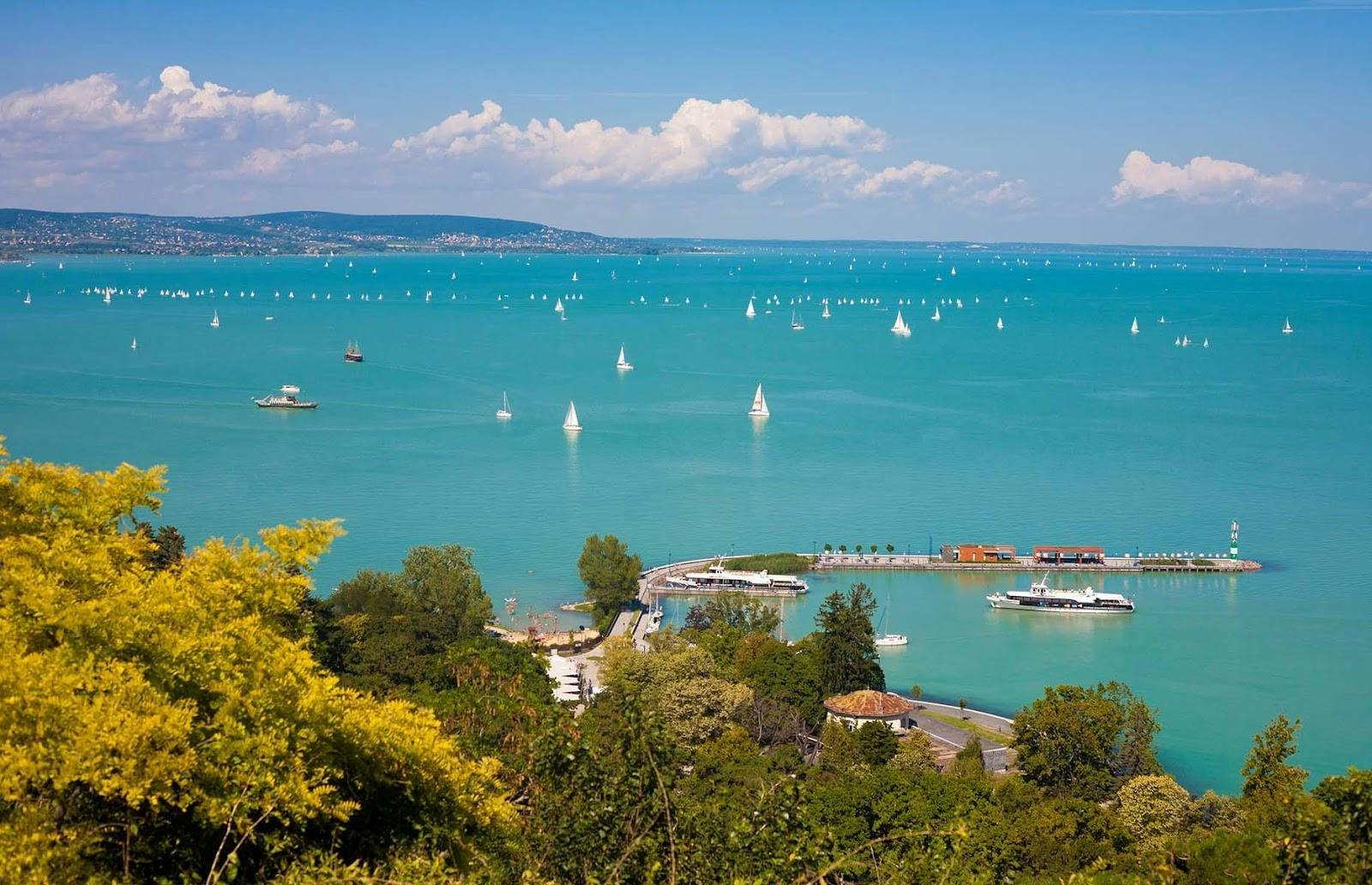 C:\Users\Дом\Desktop\Worksheets\Vocabulary\Geography\lake-balaton-scenery.jpg