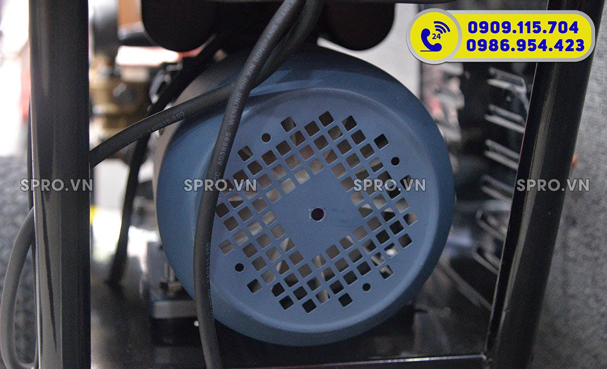 may-xit-rua-xe-cao-ap-30-kw-projet-p30-1510-b2-spro.JPG