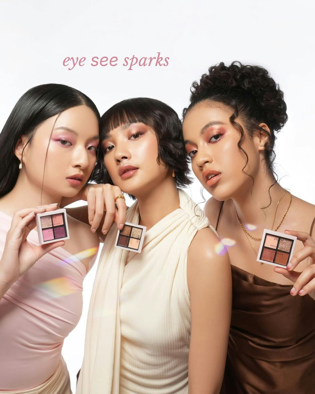 Lost in shades, found in the perfect look! PIXY Mates, introducing PIXY Wanderlust Quad Eyeshadow! Ketiga color palette-nya hadir dengan buttery shimmer texture, soft powdery matte, easy to blend, dan minim fall-out.jpg