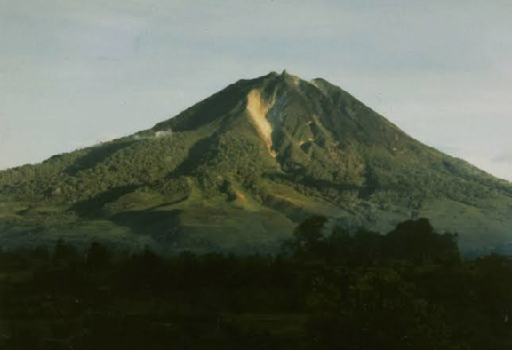 sinabung-vulcan